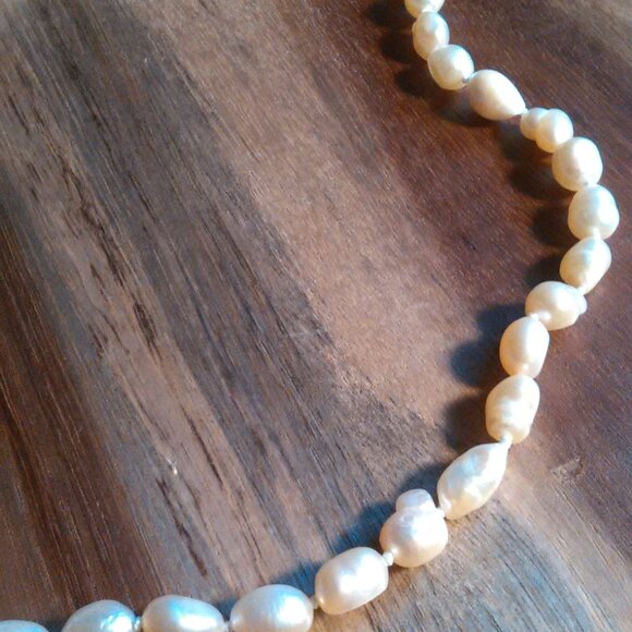 Peach Freshwater Pearl Stainless Steel Necklace - Picture 7 of 9